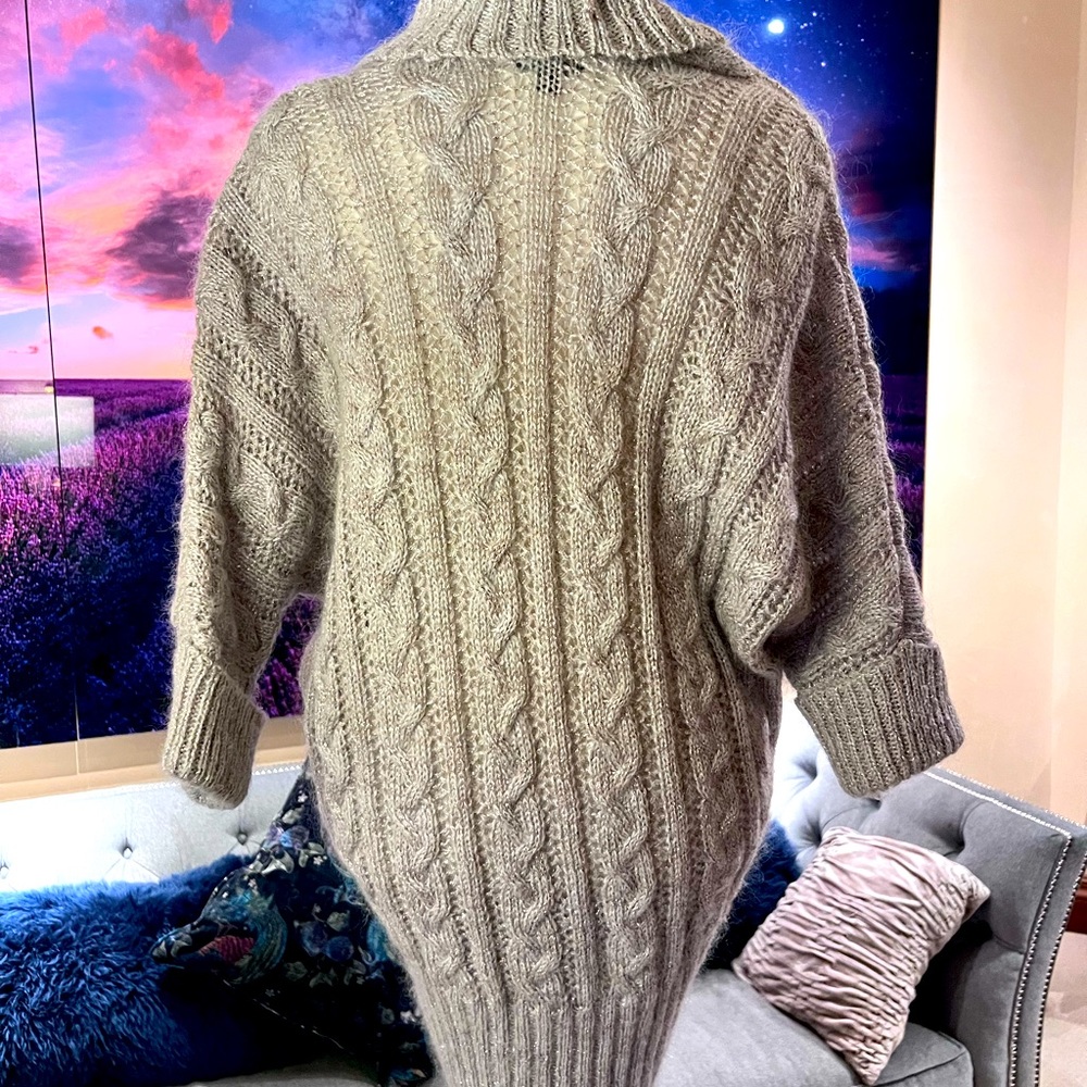 Express Grey Waterfall sweater with gold weave - Women’s small - Picture 5 of 7